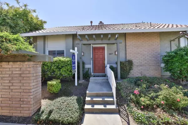 1327 Star Bush LN, San Jose, CA 95118