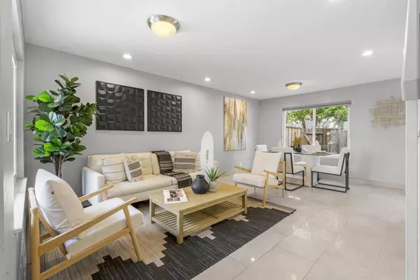 Los Gatos, CA 95032,230 Elm Wood CT