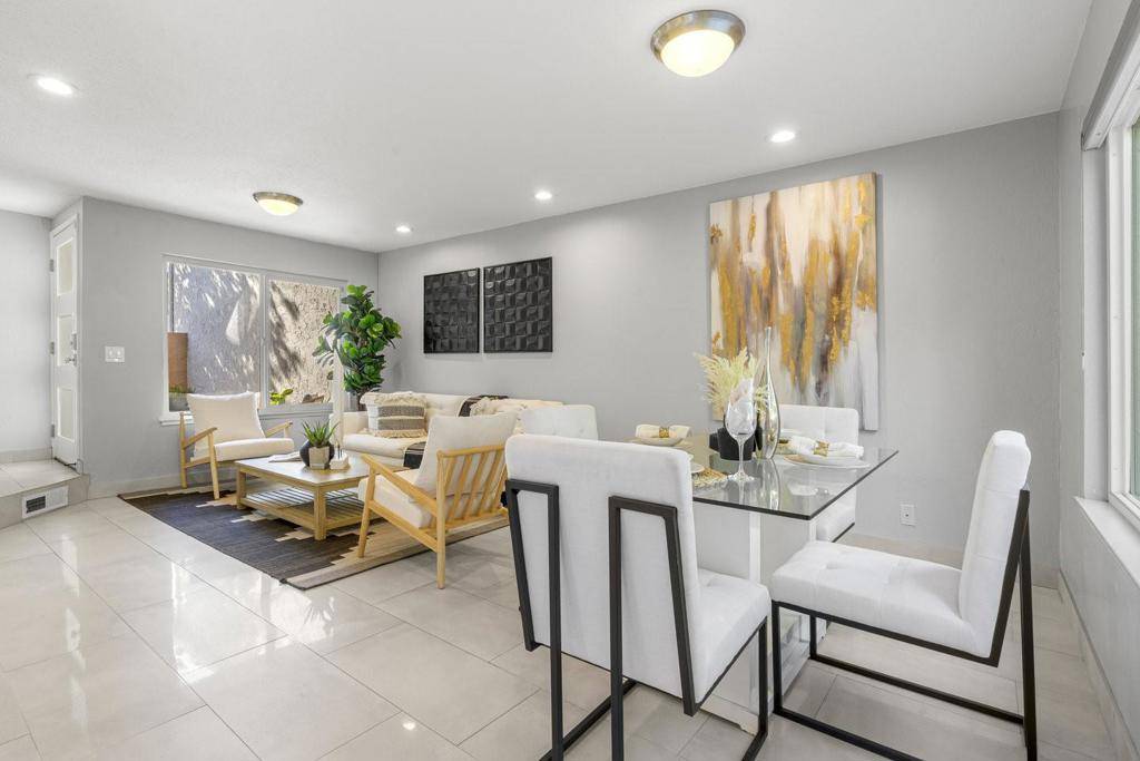 Los Gatos, CA 95032,230 Elm Wood CT