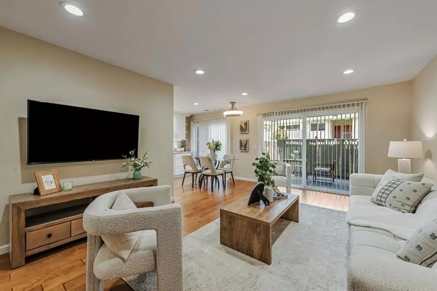255 S Rengstorff AVE #27, Mountain View, CA 94040