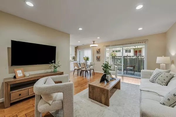 255 S Rengstorff AVE #27, Mountain View, CA 94040