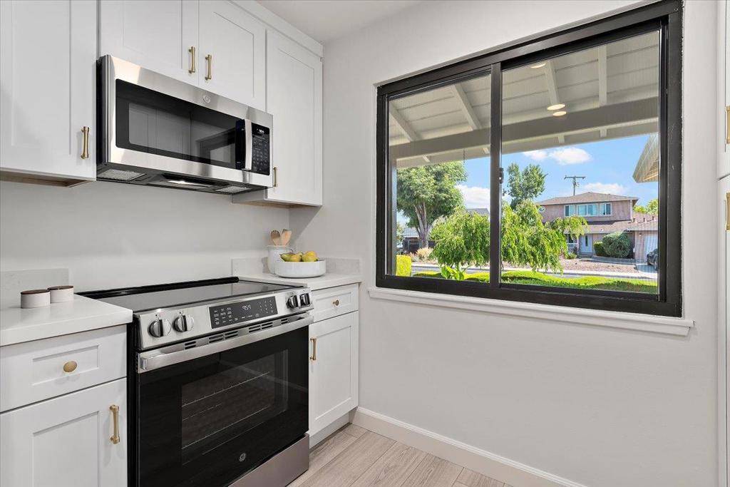 Santa Clara, CA 95051,2076 Clark AVE