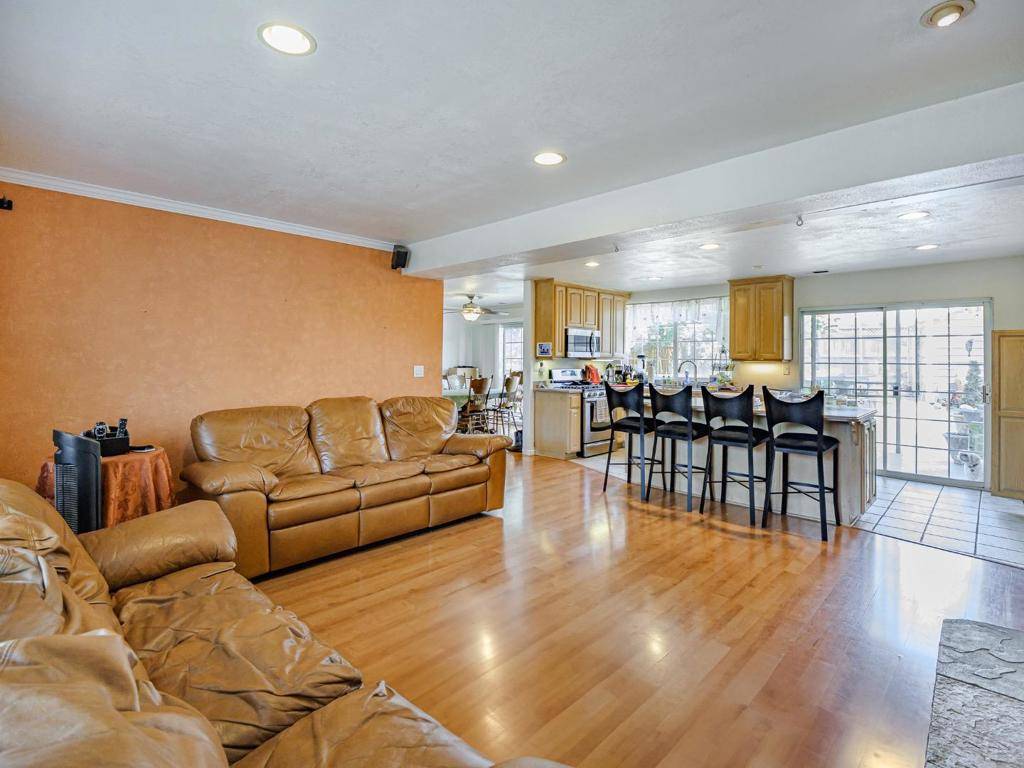Fremont, CA 94538,4307 Bidwell DR