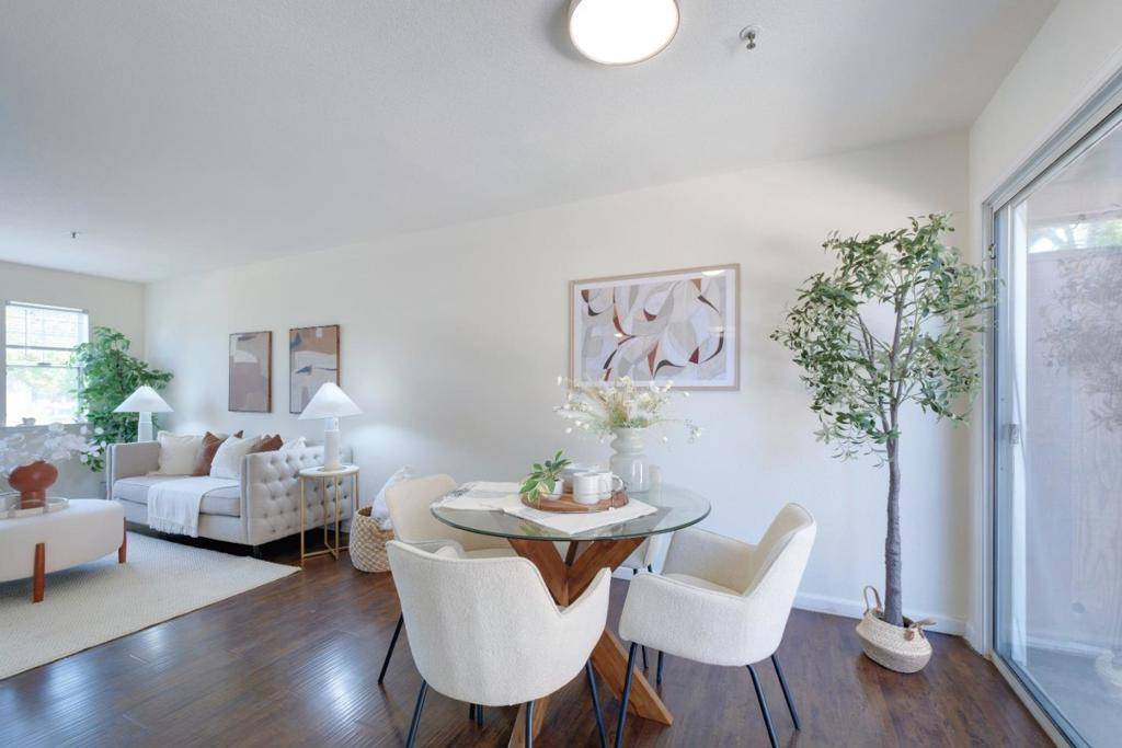 Cupertino, CA 95014,21697 Lomita AVE