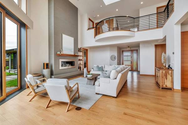 Aptos, CA 95003,616 Bayview DR