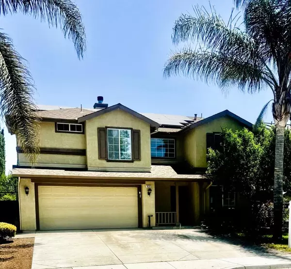 Hollister, CA 95023,930 Talbot DR