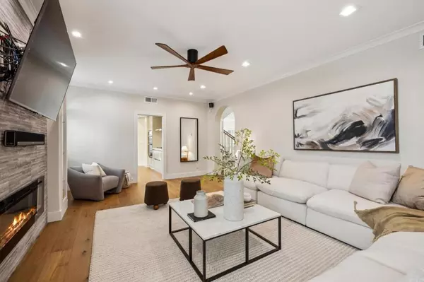 Milpitas, CA 95035,113 Meadowland DR