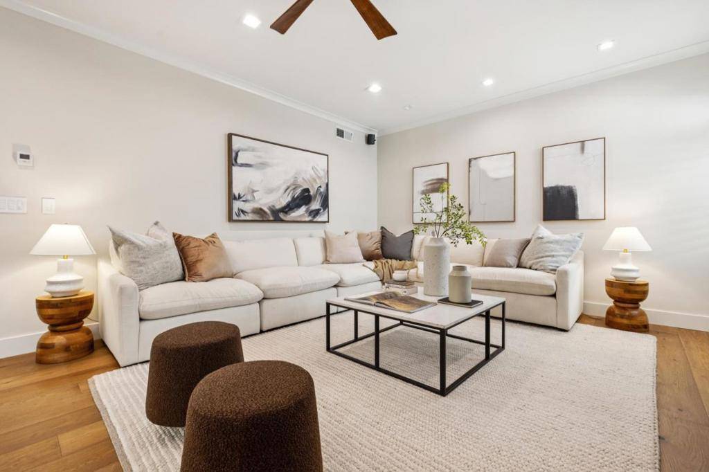 Milpitas, CA 95035,113 Meadowland DR
