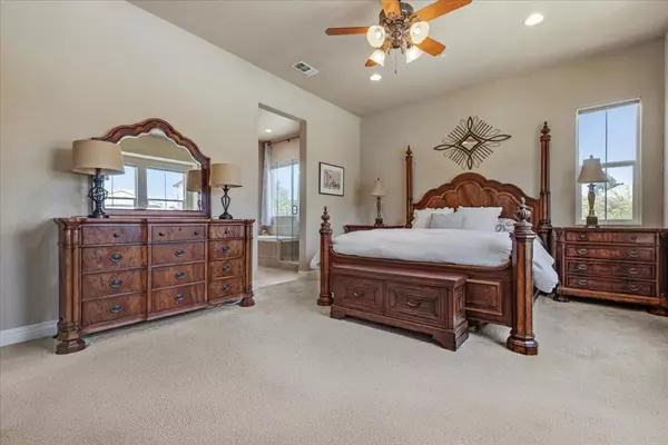 Marina, CA 93933,481 Logan WAY