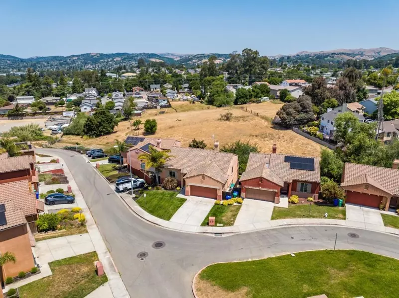 23022 Palazzo Del Kayla, Hayward, CA 94541