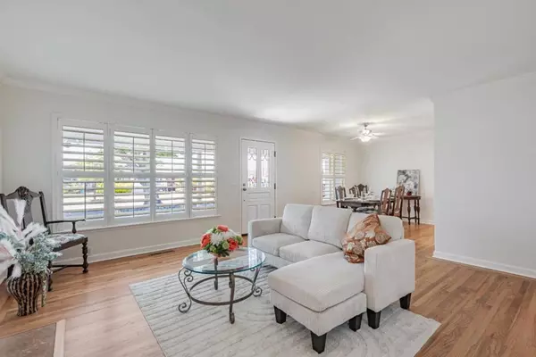 San Jose, CA 95124,4848 Anna DR