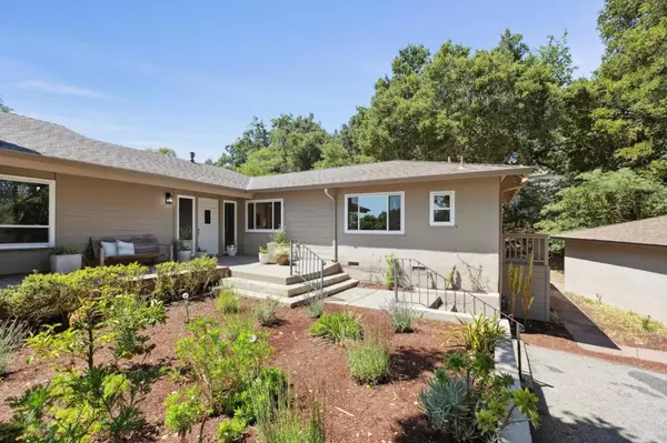 Los Altos Hills, CA 94024,10605 Berkshire DR