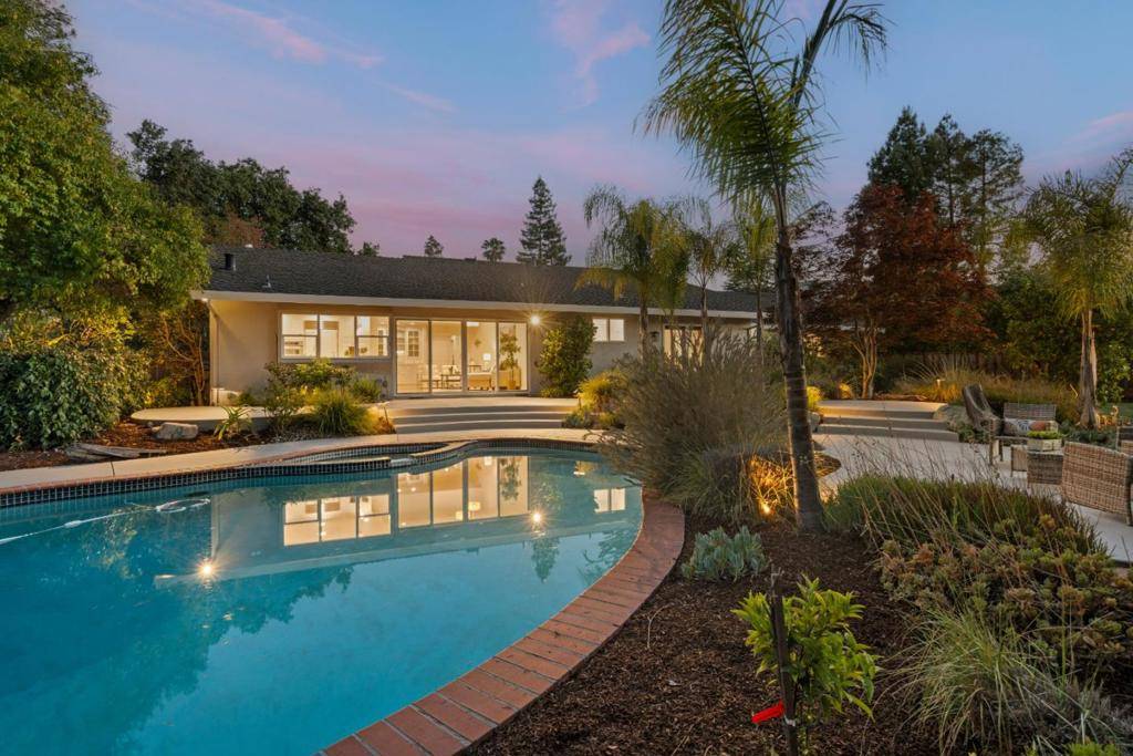 Monte Sereno, CA 95030,17583 Daves AVE