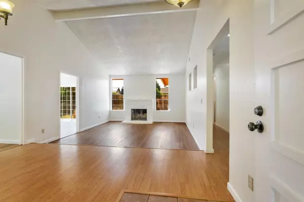 Vallejo, CA 94589,149 Drytown CT