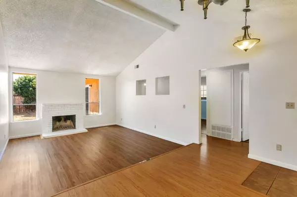 Vallejo, CA 94589,149 Drytown CT