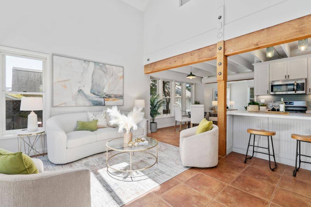 Santa Cruz, CA 95062,214 Brook AVE