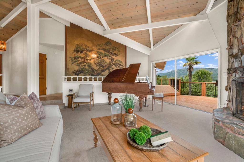 17121 Parkview DR, Morgan Hill, CA 95037