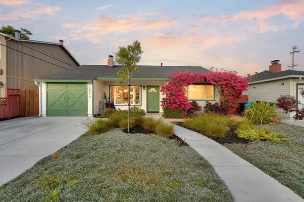 2077 Shoreview AVE, San Mateo, CA 94401