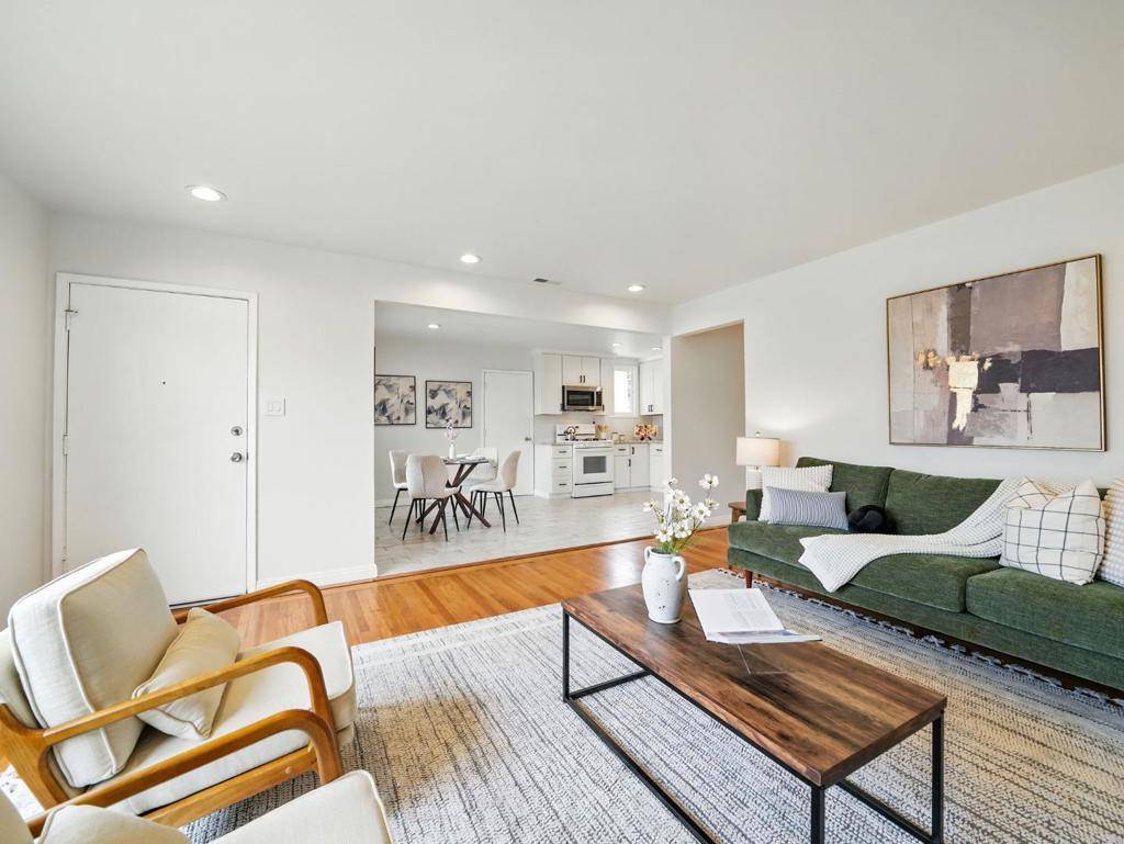 South San Francisco, CA 94080,328 Heather WAY