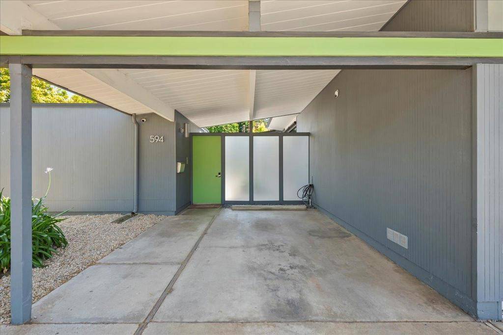 Sunnyvale, CA 94087,594 W Remington DR