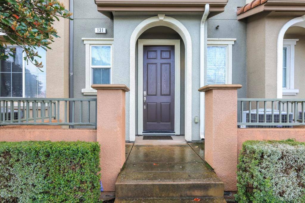 Hayward, CA 94541,131 Burbank ST