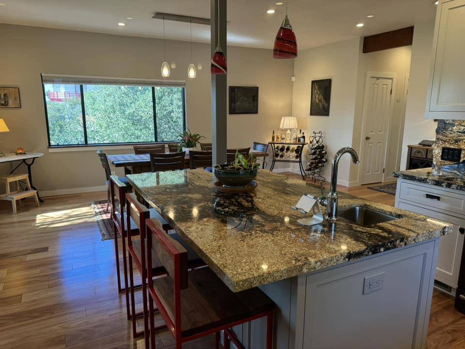 El Sobrante, CA 94803,5395 Heavenly Ridge LN