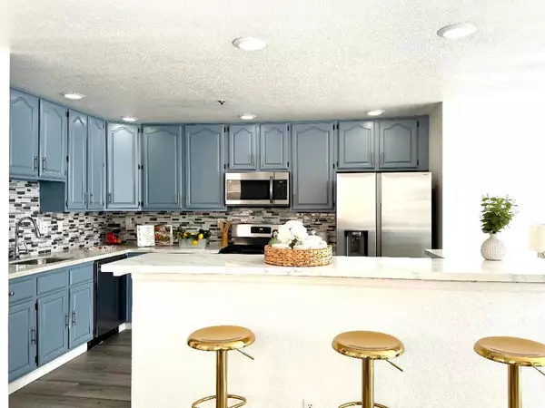 900 Hillside BLVD, Daly City, CA 94014
