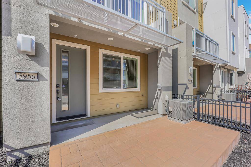 San Jose, CA 95123,5956 Charlotte DR