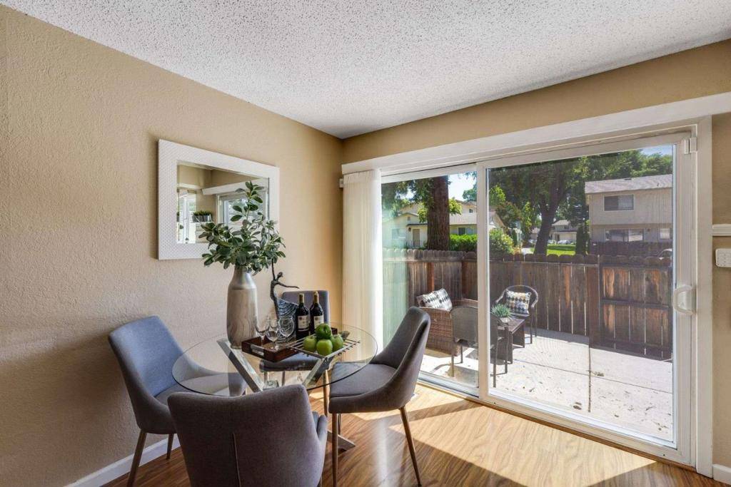 Pleasanton, CA 94588,3696 Woodbine WAY
