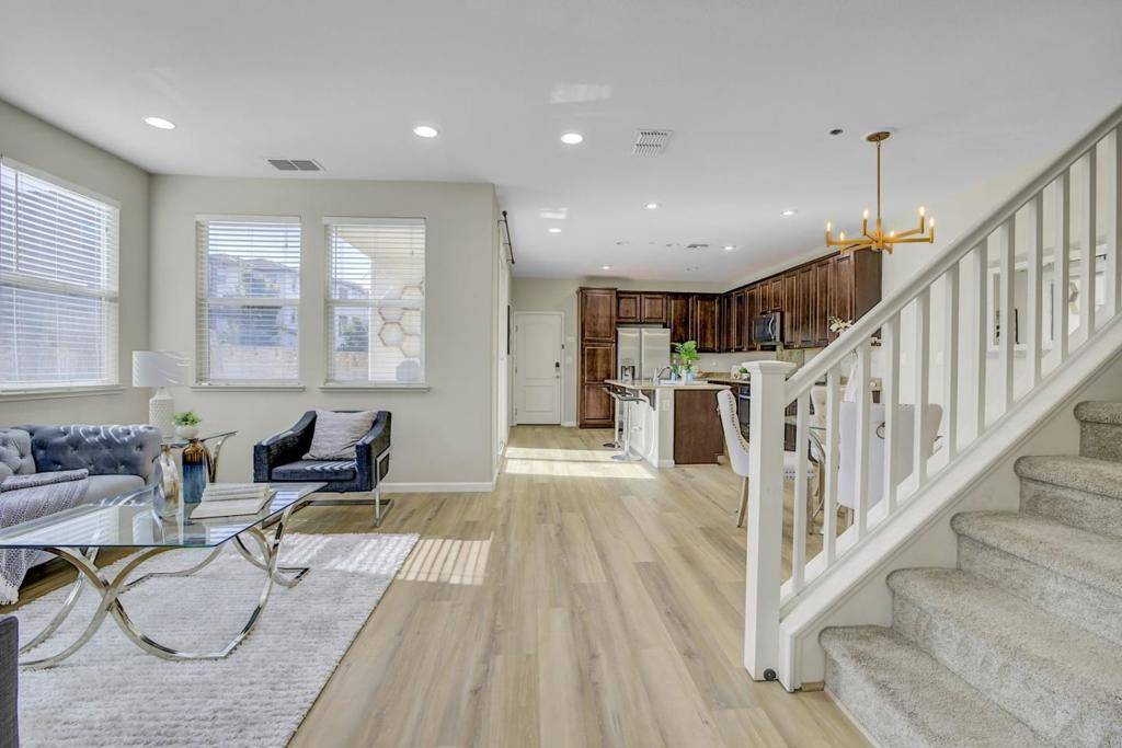 Livermore, CA 94550,1190 Flurry DR
