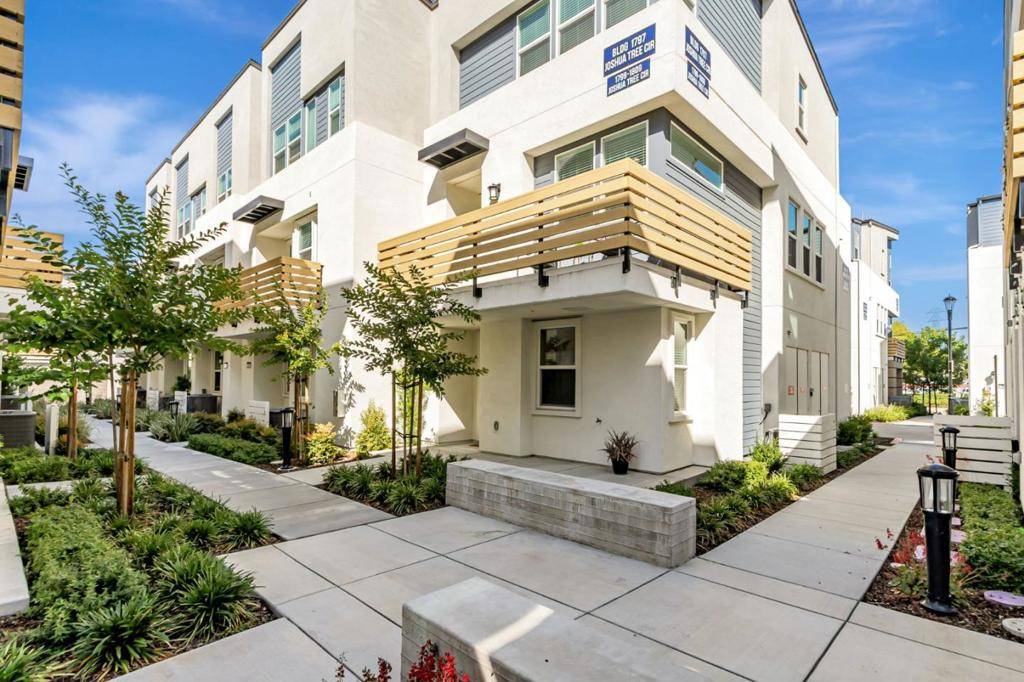 1809 Joshua Tree CIR, Milpitas, CA 95035