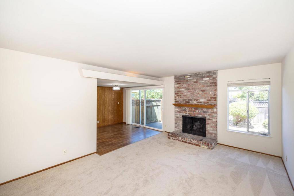 Redwood City, CA 94061,1648 Oak AVE