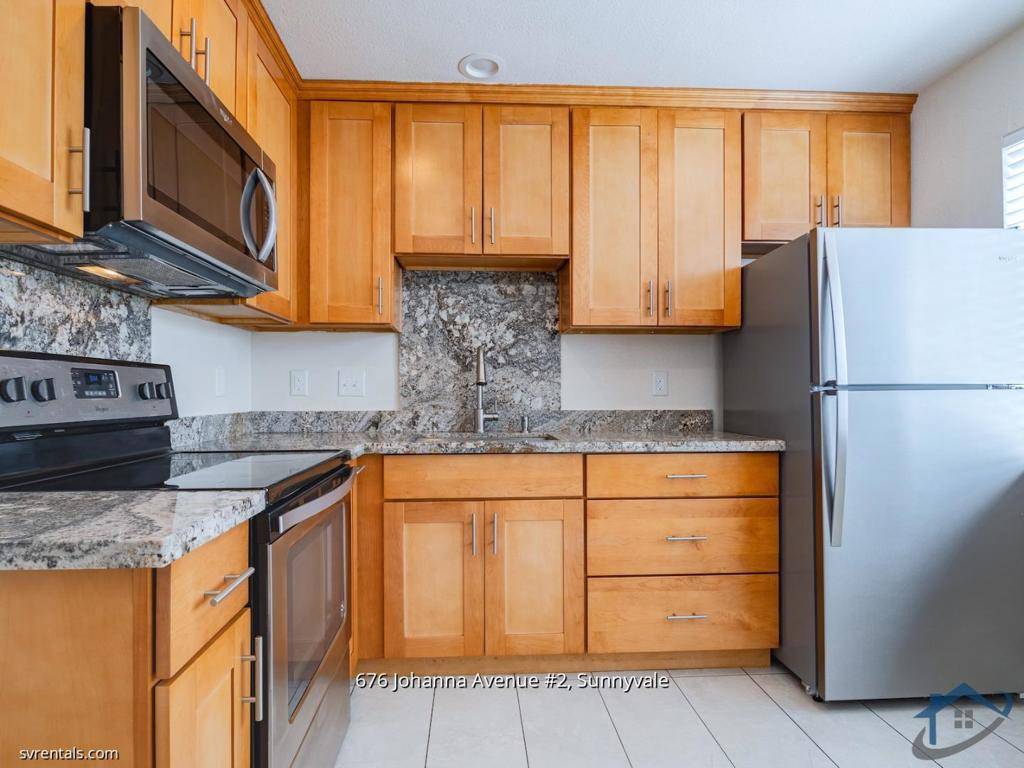 Sunnyvale, CA 94085,676 Johanna AVE #2