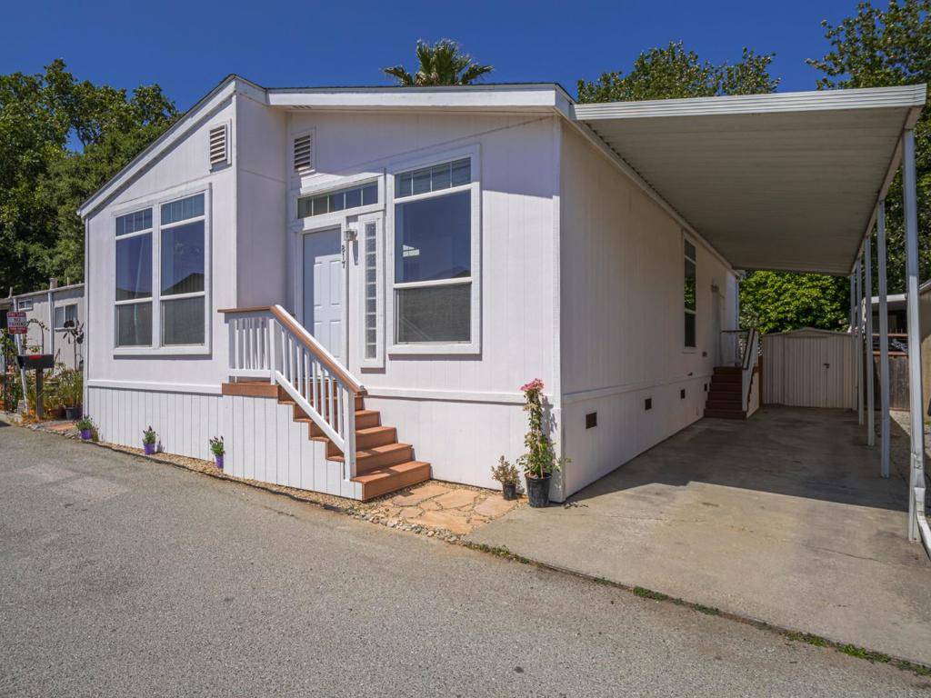 49 Blanca LN, Watsonville, CA 95076