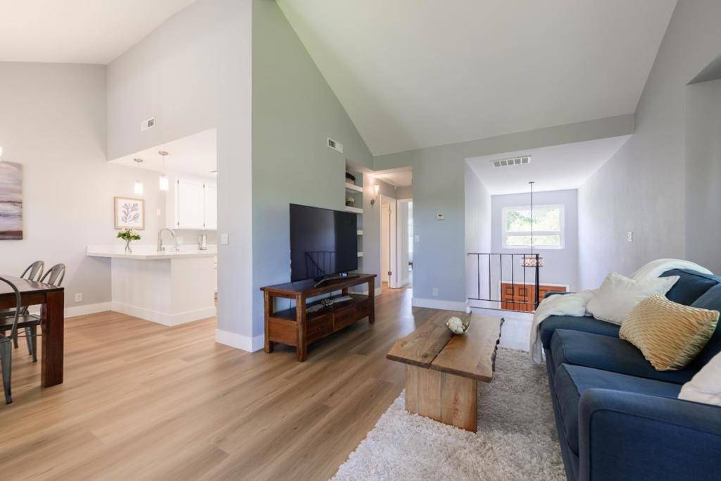 42 Arabian WAY, Scotts Valley, CA 95066