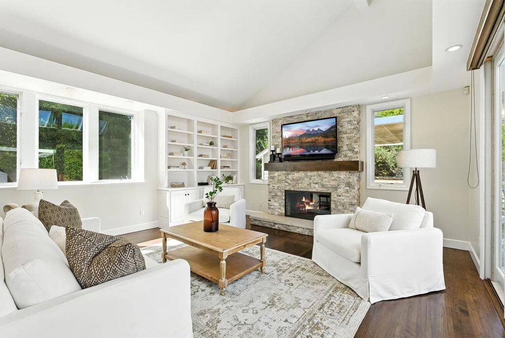 Los Altos, CA 94024,356 Covington RD