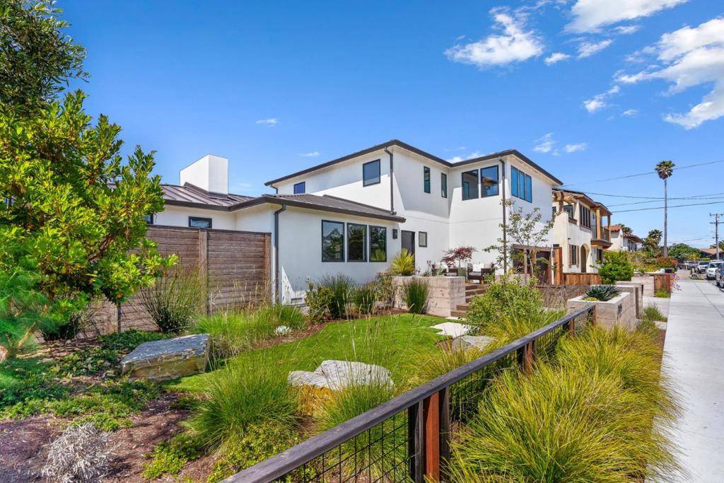 Santa Cruz, CA 95062,2955 Pleasure Point DR