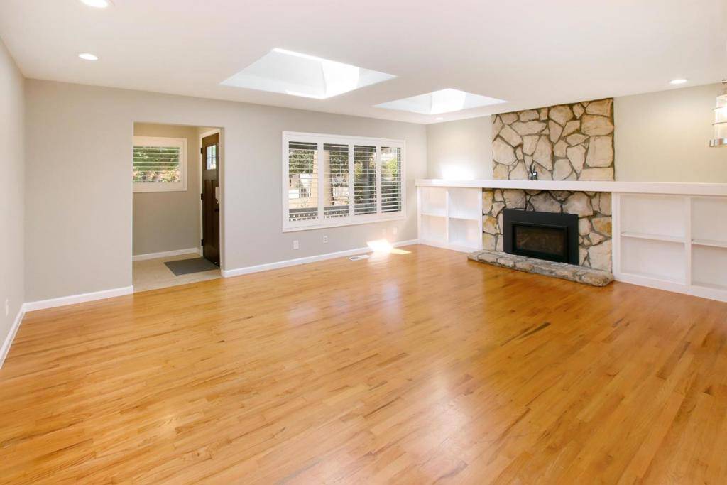 Aptos, CA 95003,217 Valencia AVE