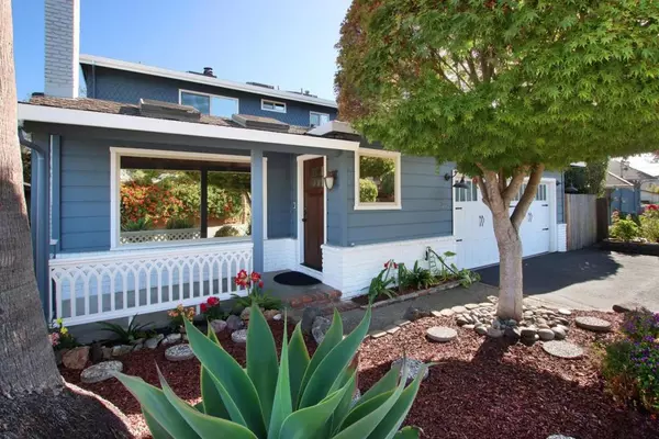 Aptos, CA 95003,217 Valencia AVE
