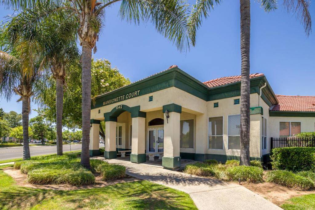 Fresno, CA 93720,1542 E Alluvial AVE #128