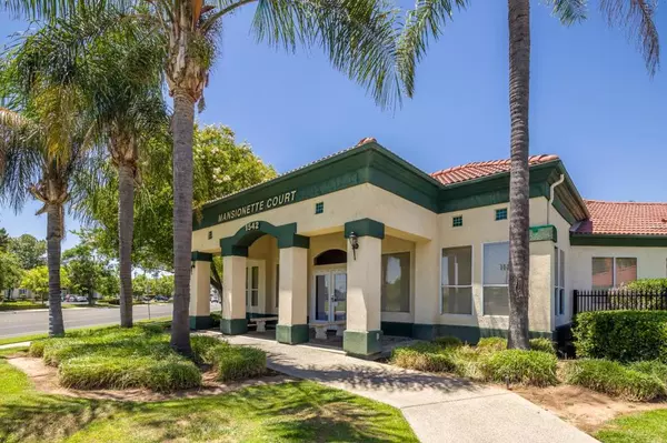 Fresno, CA 93720,1542 E Alluvial AVE #128