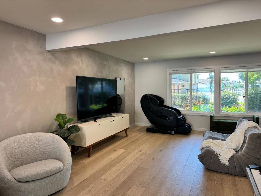 San Jose, CA 95136,4655 Columbia River CT