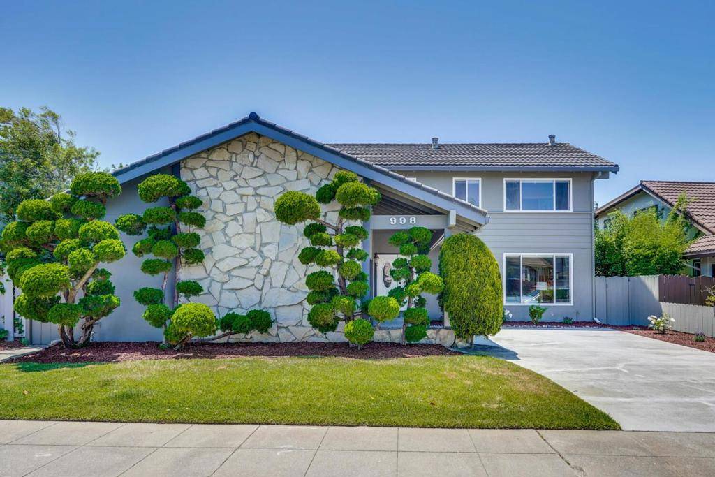 998 Flying Fish ST, Foster City, CA 94404