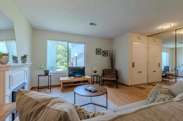 Pacifica, CA 94044,1263 Rosita RD