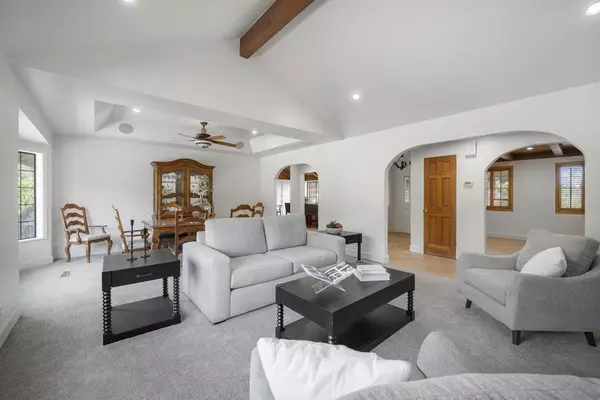 Morgan Hill, CA 95037,1090 W Edmundson AVE