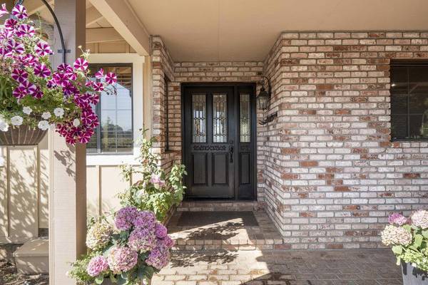 Morgan Hill, CA 95037,1090 W Edmundson AVE
