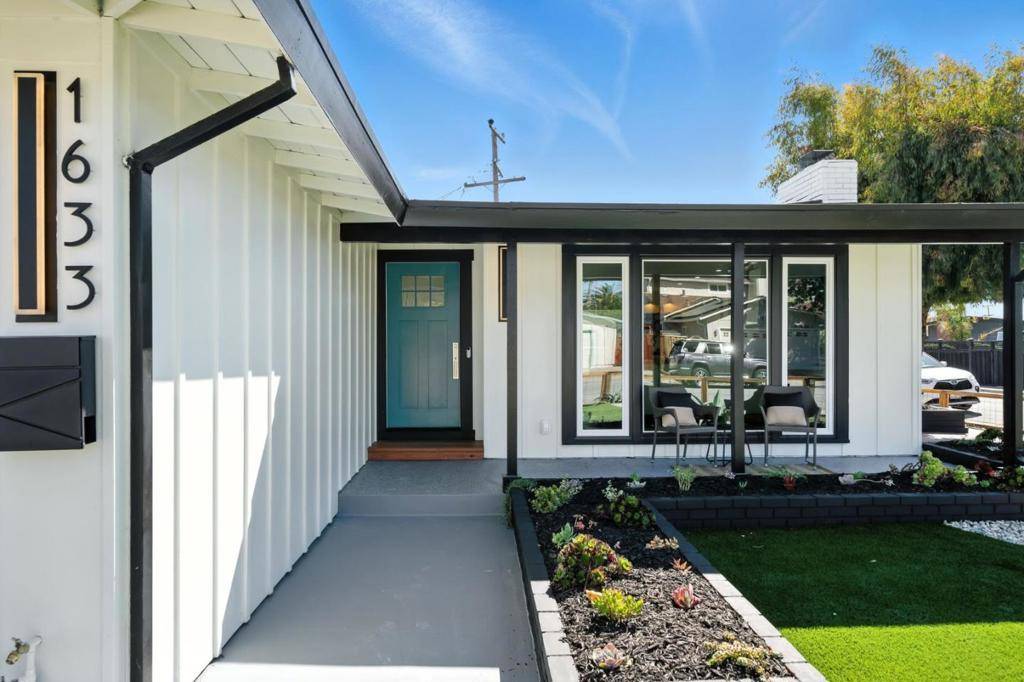 San Mateo, CA 94403,1633 Roberta DR