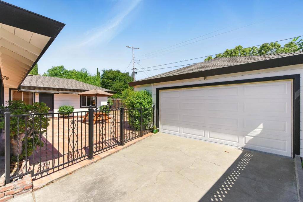 San Jose, CA 95125,1493 Brookdale DR