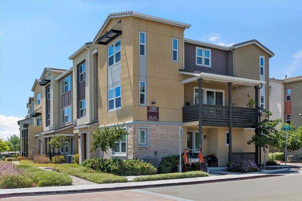 1090 California CIR, Milpitas, CA 95035