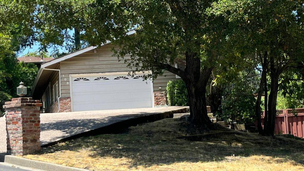 108 Stein Way, Orinda, CA 94563